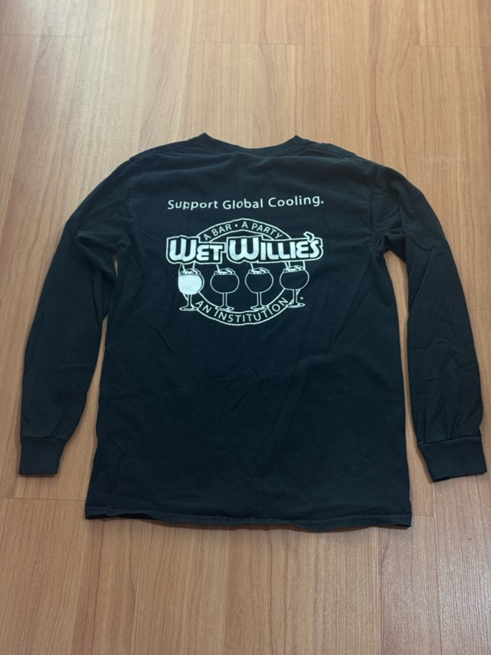 Wet Willie’s Long Sleeve Graphic Tee Size Small Black